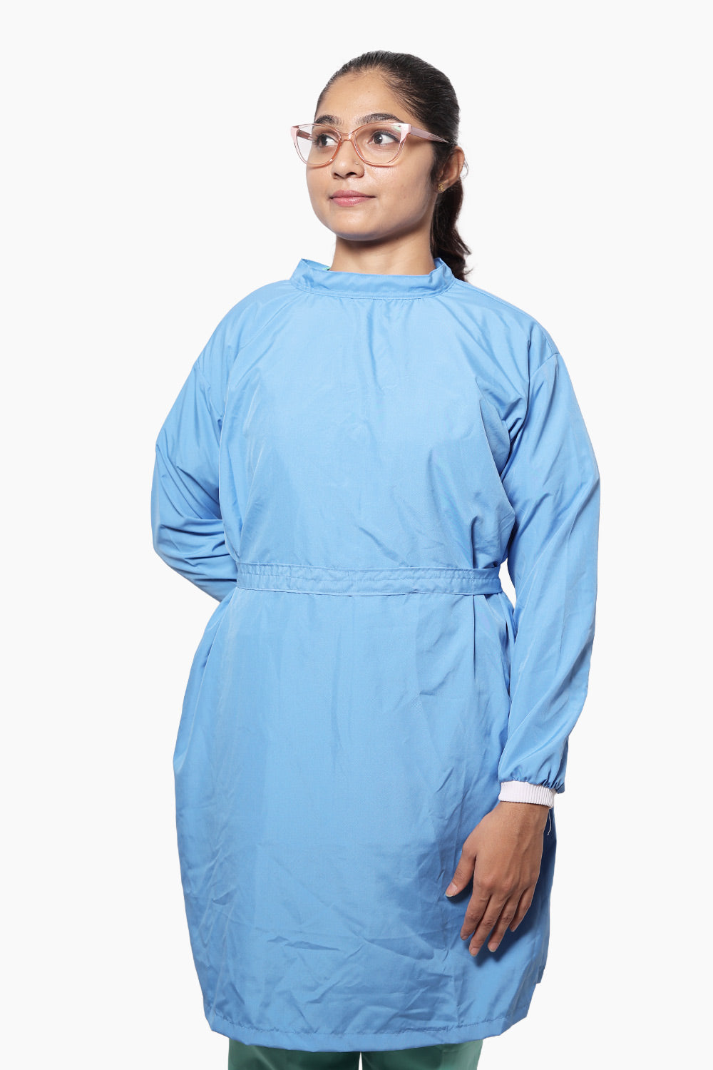 Surgeon’s Gown in Sky Blue - Tericotton, Autoclavable